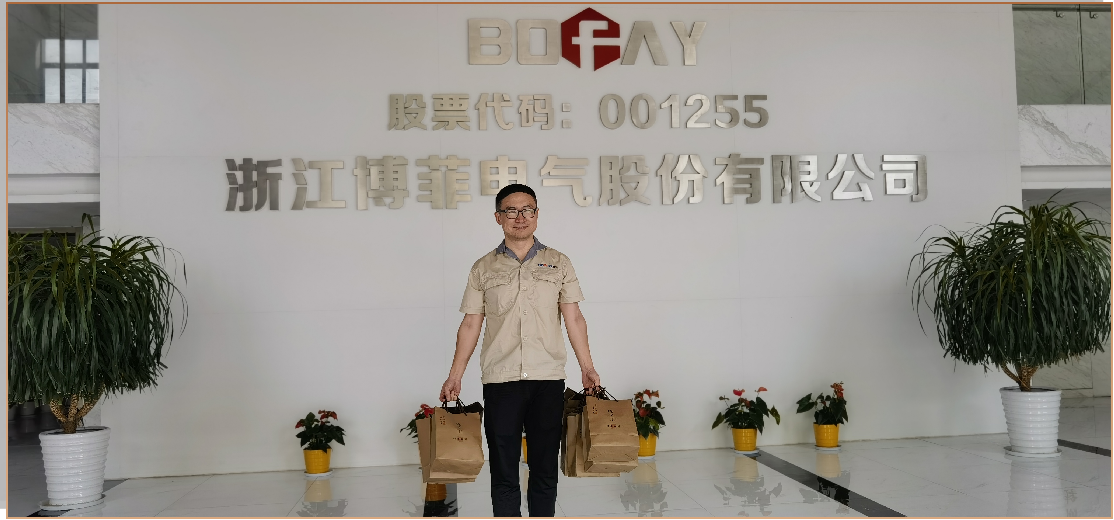 月圆中秋，情满z6尊龙官方网站——中秋月饼福利温暖送达